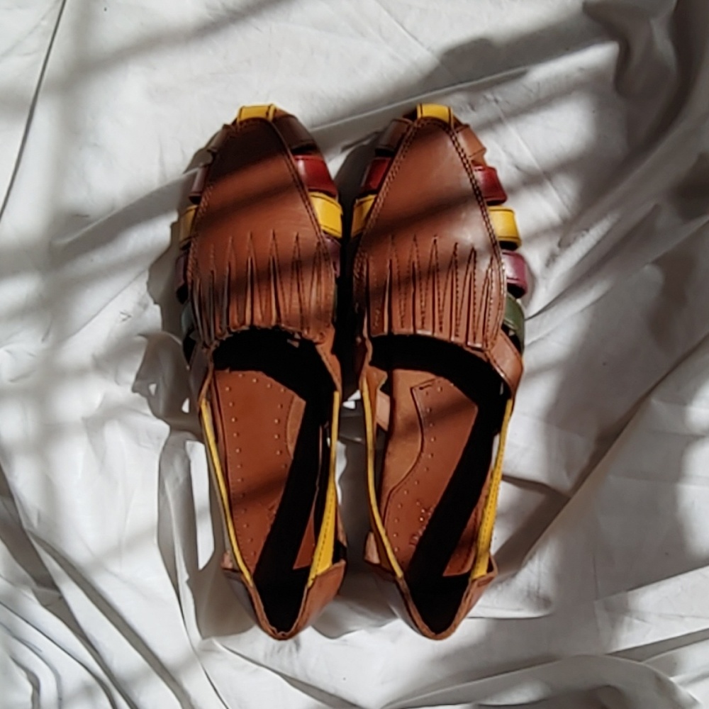 BASS EIRWEEN COGNAC SANDALS